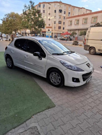 voitures-peugeot-207-2011-el-eulma-setif-algerie