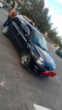 voitures-renault-clio-campus-2012-tiaret-algerie