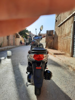 motos-et-scooters-sym-st-2023-damiat-medea-algerie