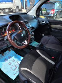 voitures-renault-kangoo-2014-salah-bouchaour-skikda-algerie