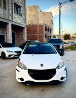 voitures-peugeot-208-2012-active-constantine-algerie