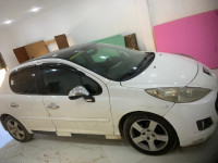 voitures-peugeot-207-2011-khraissia-alger-algerie