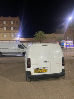 commerciale-peugeot-partner-2013-tepee-bounoura-ghardaia-algerie