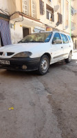 citadine-renault-megane-1-2000-bousselam-setif-algerie