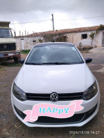 voitures-volkswagen-polo-2012-match-el-azizia-medea-algerie