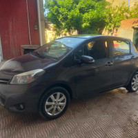 voitures-toyota-yaris-2012-el-affroun-blida-algerie