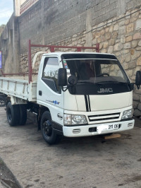 camion-jmc-a-benne-2011-bejaia-algerie