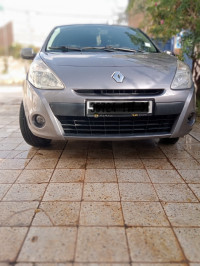 voitures-renault-clio-3-2011-authentique-tlemcen-algerie