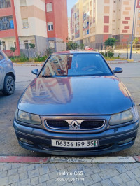 voitures-renault-safrane-1999-bouinan-blida-algerie