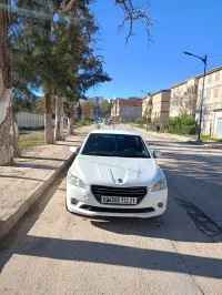 Peugeot 301 2013 Allure