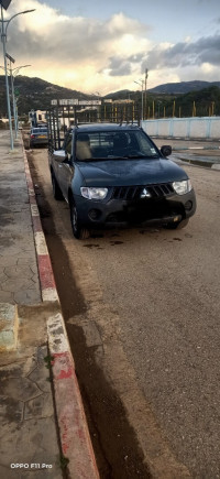 utilitaire-mitsubishi-l200-2009-beni-haoua-chlef-algerie