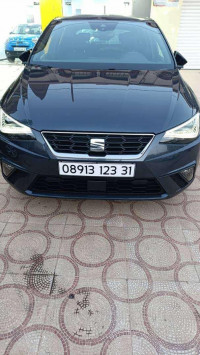 voitures-seat-ibiza-2023-fr-boutlelis-oran-algerie