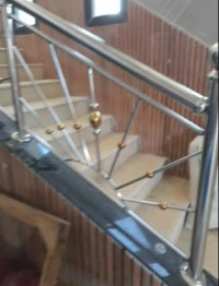 Rampes d'escalier et gardes corps 
