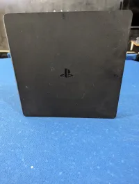 Playstation 4 slim 