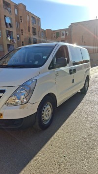 utilitaire-hyundai-h1-2019-tole-mostaganem-algerie