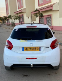 voitures-peugeot-208-2015-allure-tlemcen-algerie