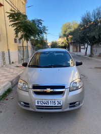 voitures-chevrolet-aveo-5-portes-2015-bordj-bou-arreridj-algerie