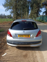 voitures-peugeot-207-2012-sportium-chiffa-blida-algerie