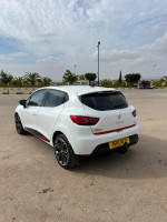 voitures-renault-clio-4-2013-mostaganem-algerie