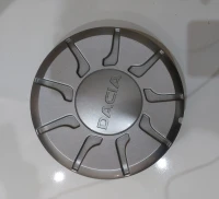 Cache moyeu Dacia 