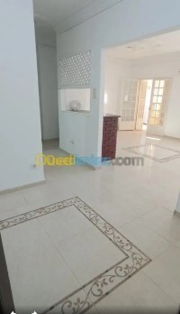 شقة-بيع-4-غرف-الجزائر-دالي-ابراهيم