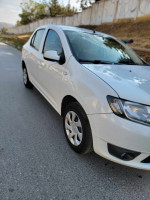 voitures-dacia-logan-2015-medea-algerie