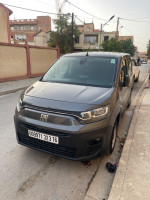 voitures-fiat-doblo-2023-professionnel-algerie