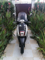 motos-et-scooters-sym-cuxi-2-2023-guelma-algerie