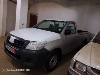 voitures-toyota-hilux-2013-touahria-mostaganem-algerie