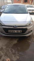 moyenne-berline-hyundai-i20-2018-fouka-tipaza-algerie