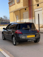 voitures-renault-megane-2-2004-el-karimia-chlef-algerie