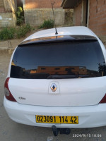 voitures-renault-clio-campus-2014-menaceur-tipaza-algerie