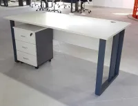 Bureau avec caisson