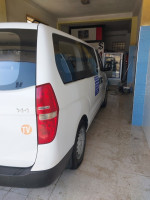 mini-bus-hyundai-h1-2013-damous-tipaza-algerie