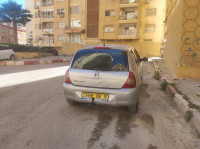 سيارة-صغيرة-renault-clio-campus-2008-درارية-الجزائر