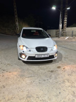 moyenne-berline-seat-leon-2013-tizi-rached-ouzou-algerie