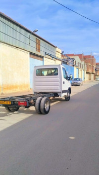 fourgon-iveco-35c15-2015-baraki-alger-algerie