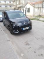 commerciale-citroen-berlingo-2022-annaba-algerie