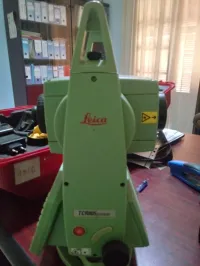 STATION TOTAL TCR 805 POWER R100