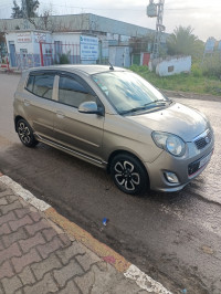 voitures-kia-picanto-2011-funny-annaba-algerie