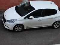 سيارات-peugeot-208-2015-باب-الواد-الجزائر