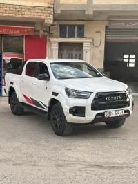 Toyota Hilux GR 2024 
