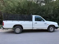 Mazda B2500 2003 B2500 sans turbo