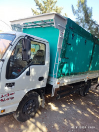 camion-isuzu-2015-ouled-medea-algerie