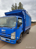 camion-isuzu-2014-medea-algerie