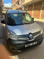 voitures-renault-kangoo-2013-bouira-algerie