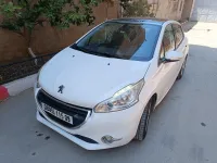 Peugeot 208 2015 Allure