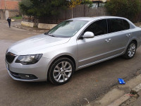 voitures-skoda-superb-2015-elegance-djebahia-bouira-algerie