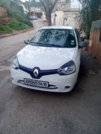 voitures-renault-clio-campus-2014-bye-alger-centre-algerie