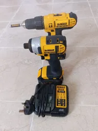 DeWalt drill set 